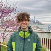 Laureato in lingue straniere, offro lezioni di inglese e spagnolo per studenti scuole elementari, medie, superiori e universitari